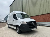MERCEDES-BENZ SPRINTER
